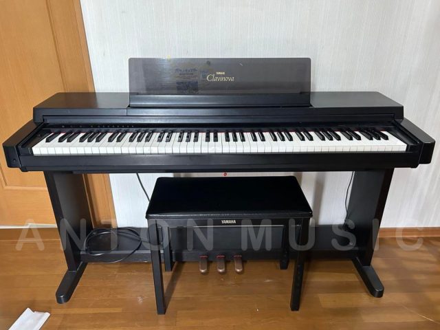 Đàn Piano Điện Yamaha CLP-560 Clavinova