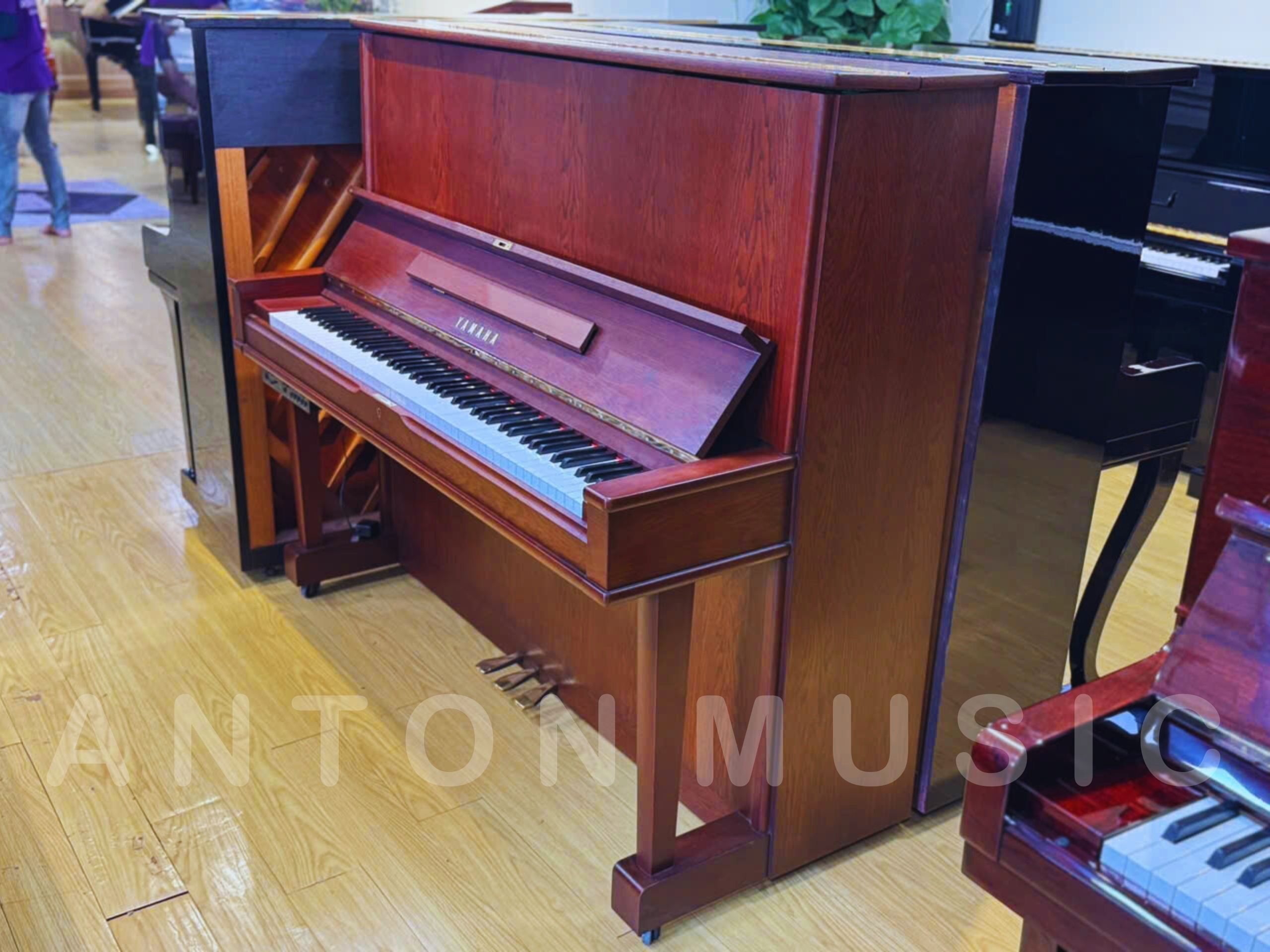Đàn Piano Yamaha W105 Tuỳ Chọn Chức Năng Silent