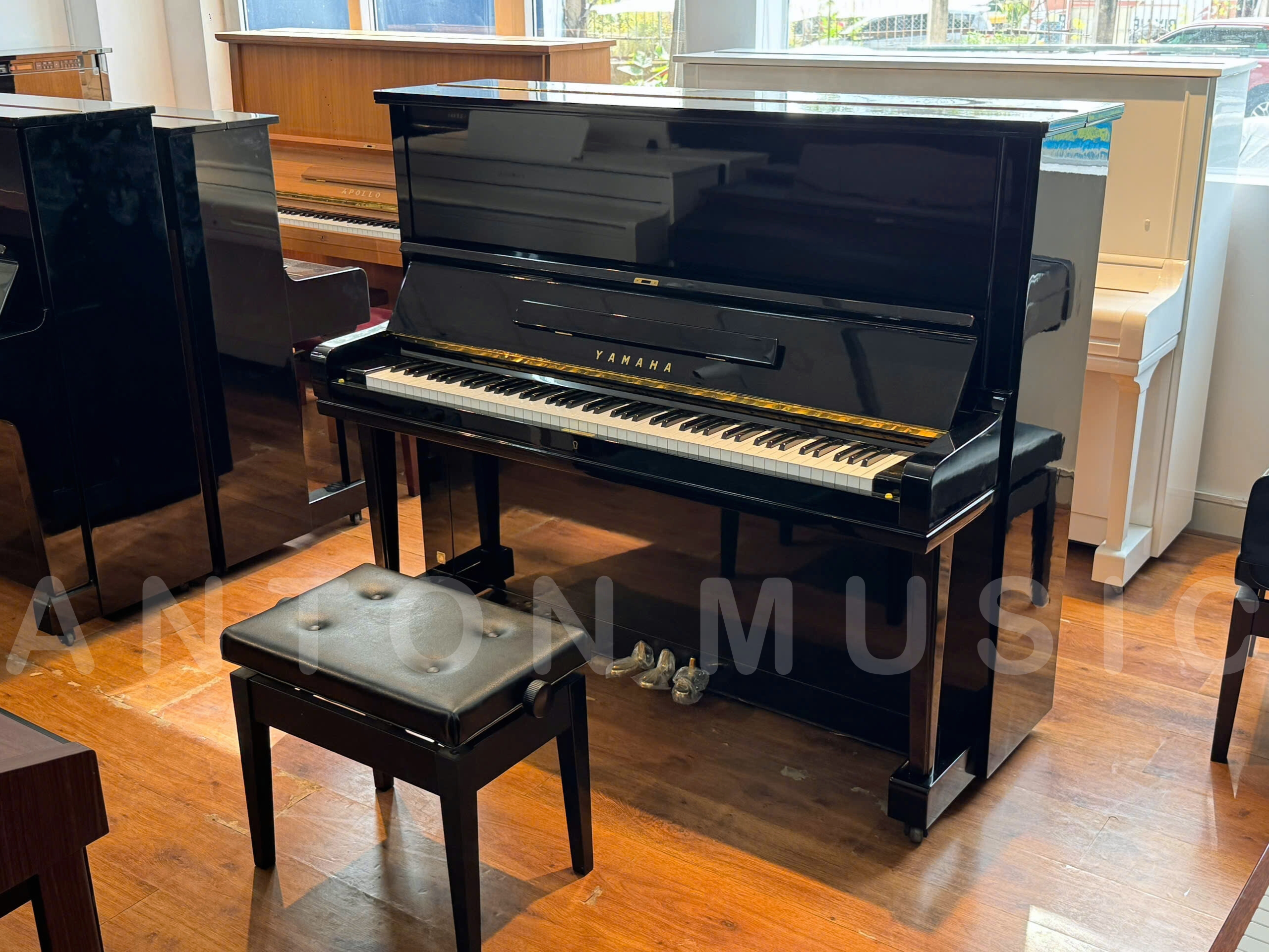 Đàn Cơ Yamaha U3E Like New Đen Bóng – Upright