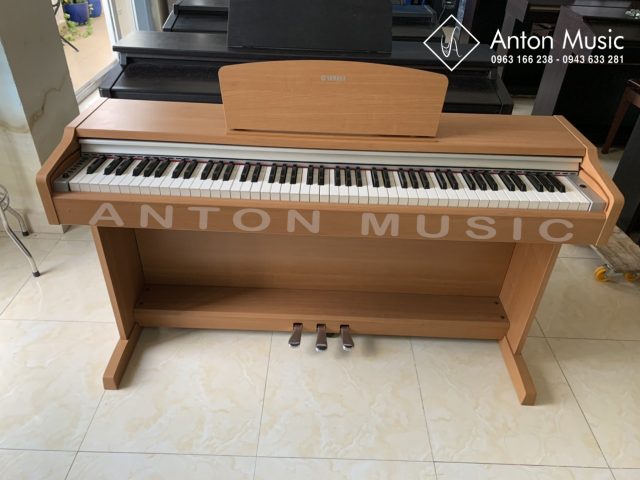 Đàn Piano Điện Dòng ARIUS Nhỏ Gọn Yamaha YDP 131 Dễ Chơi Cho Người Mới Học