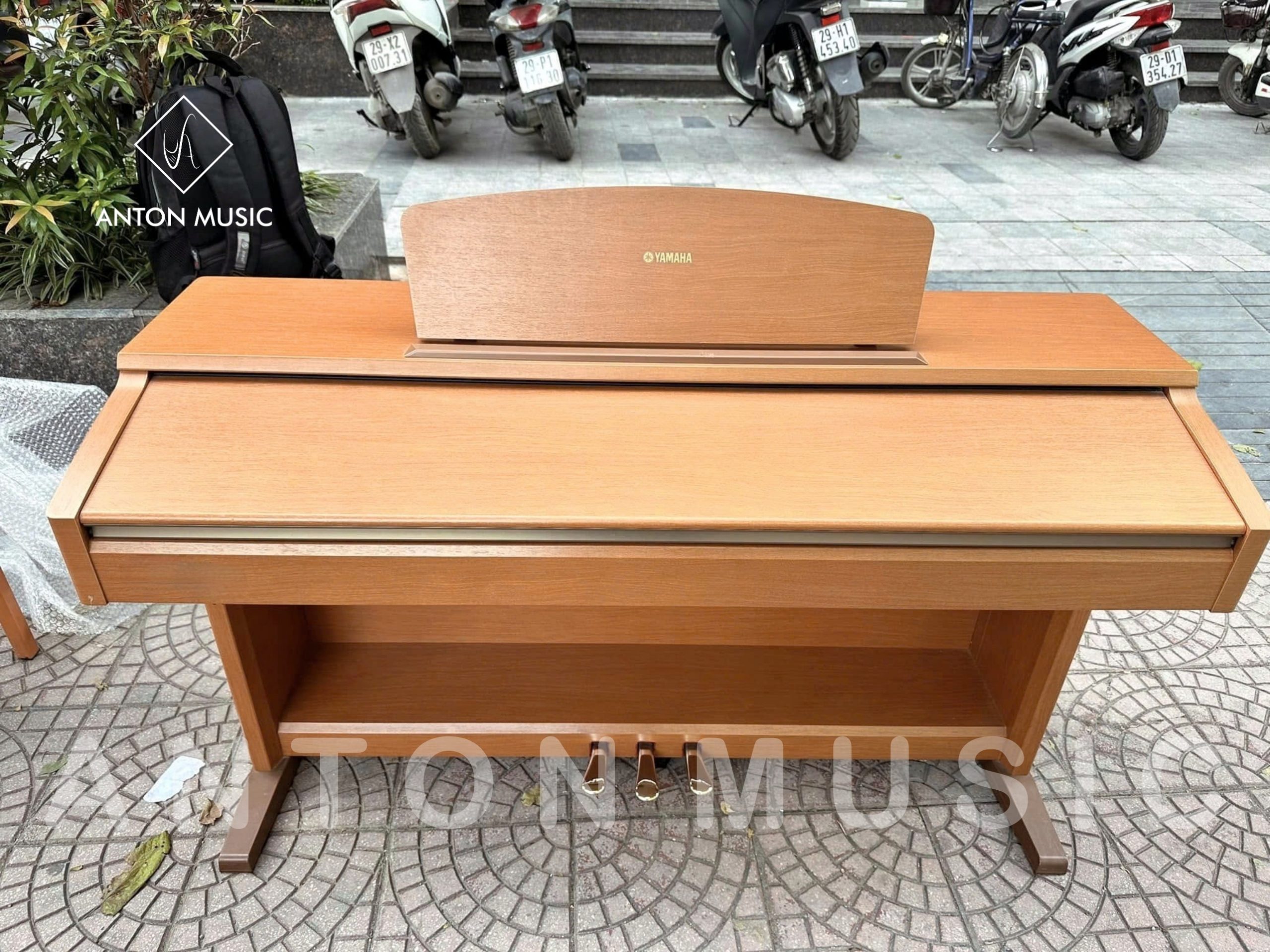 Đàn Piano Yamaha Qua Sử Dụng Dòng Clavinova CLP 220 Giá Rẻ