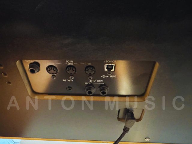 Đàn Piano Điện Yamaha Hai Chức Năng Clavinova CVP 601