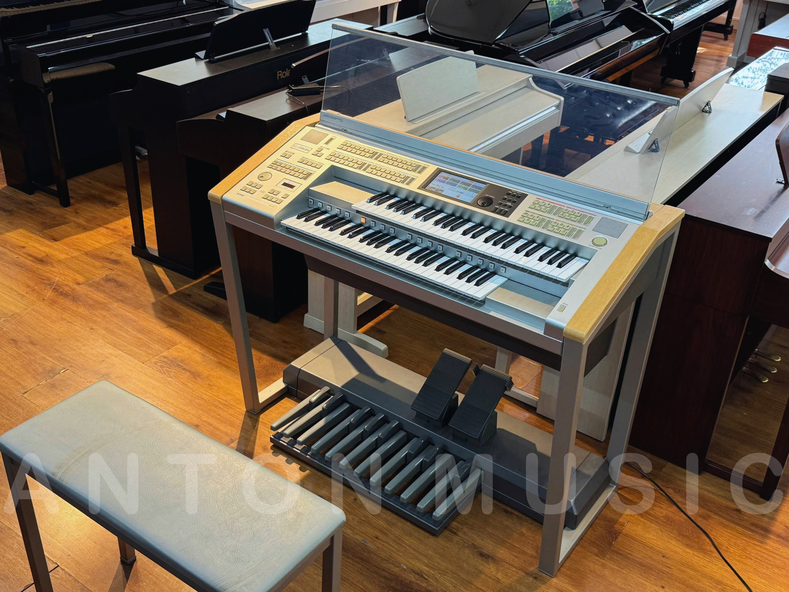 Đàn Electone Yamaha ELS 02C Bản Nâng Cấp Ốp Dải Gỗ (2 Pedal) Like New Dòng STAGEA Custom – Organ Đàn Electone Yamaha ELS 02C Bản Nâng Cấp Ốp Dải Gỗ (2 Pedal) Like New Dòng STAGEA Custom – Organ