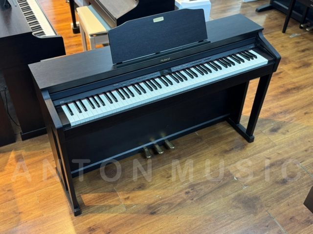 Đàn Piano Điện Roland HP 504 Tủ Đàn Upright Chắc Chắn Cao Cấp