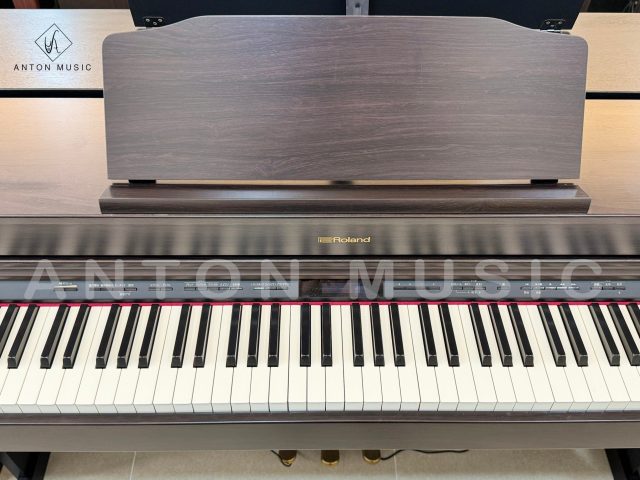 Đàn piano điện Roland HP-603 RW