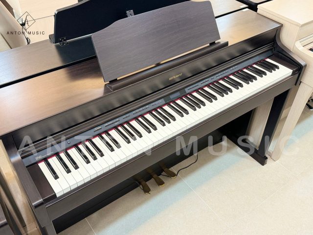 Đàn piano điện Roland HP-603 RW