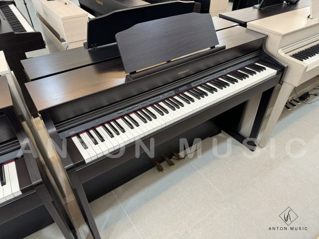 Đàn piano điện Roland HP-603 RW