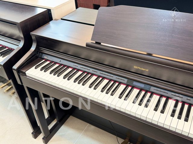 Đàn piano điện Roland HP-603 RW