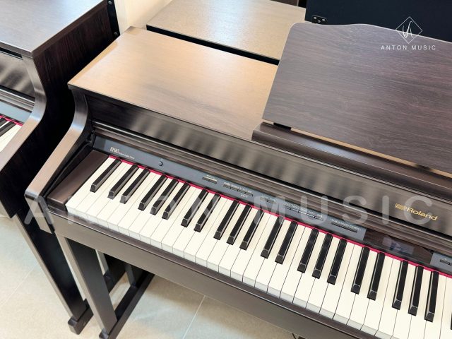Đàn piano điện Roland HP-603 RW