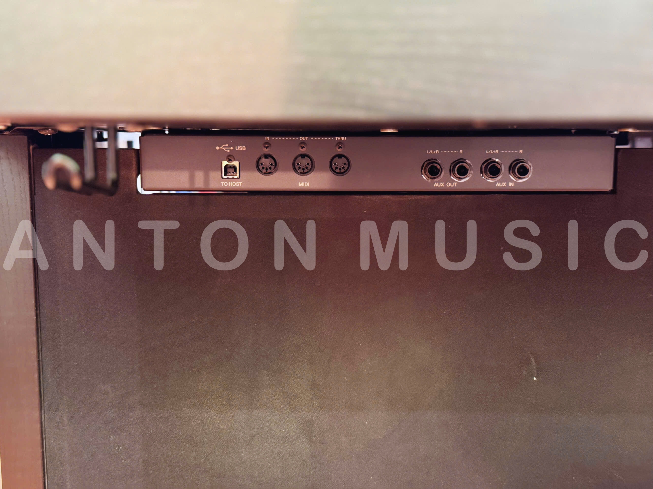 Trung tâm giải trí đa phương tiện với hệ thống kết nối mở rộng