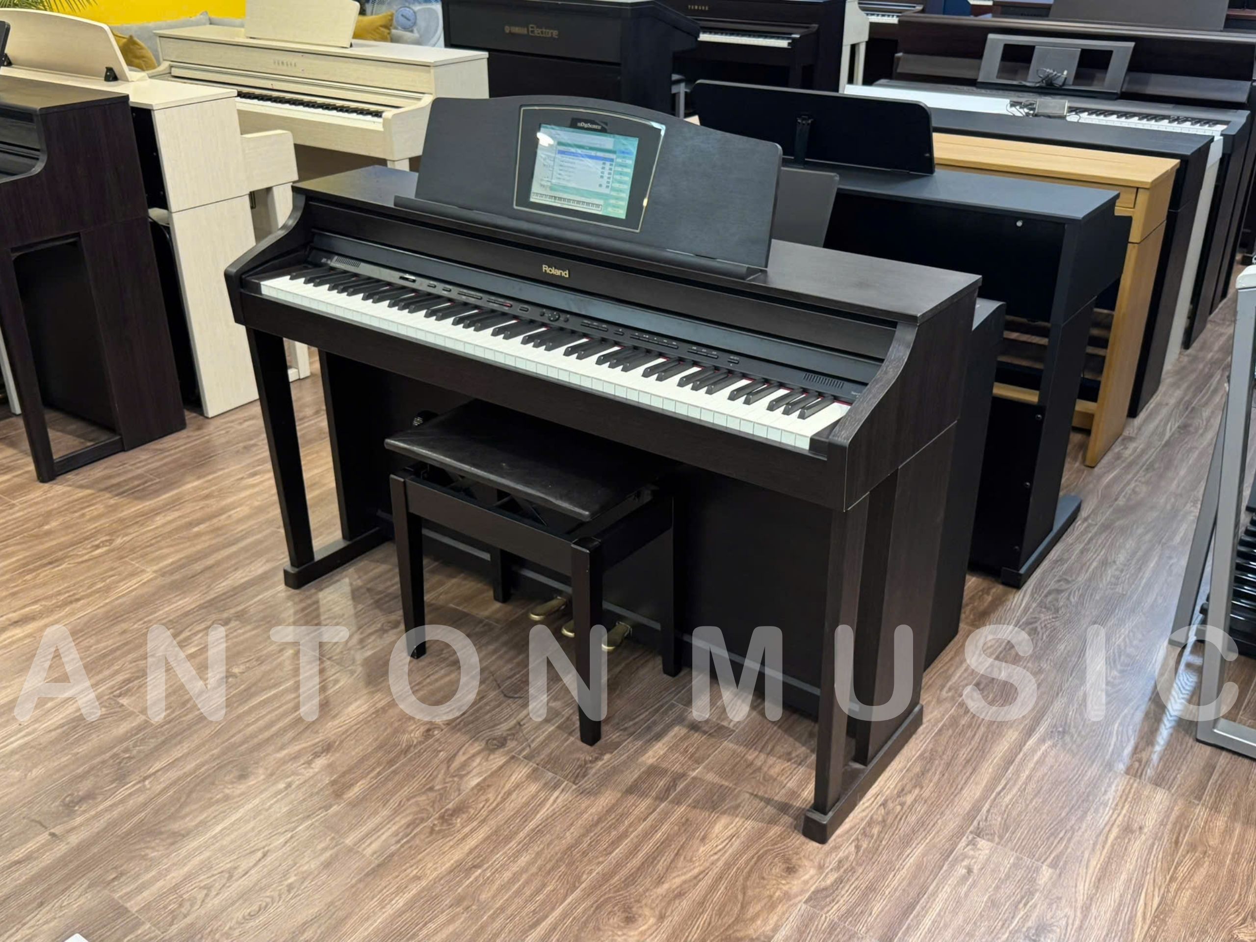 Đàn Piano Roland HPi-50e Màn Hình Cảm Ứng DigiScore (Qua Sử Dụng) – Digital