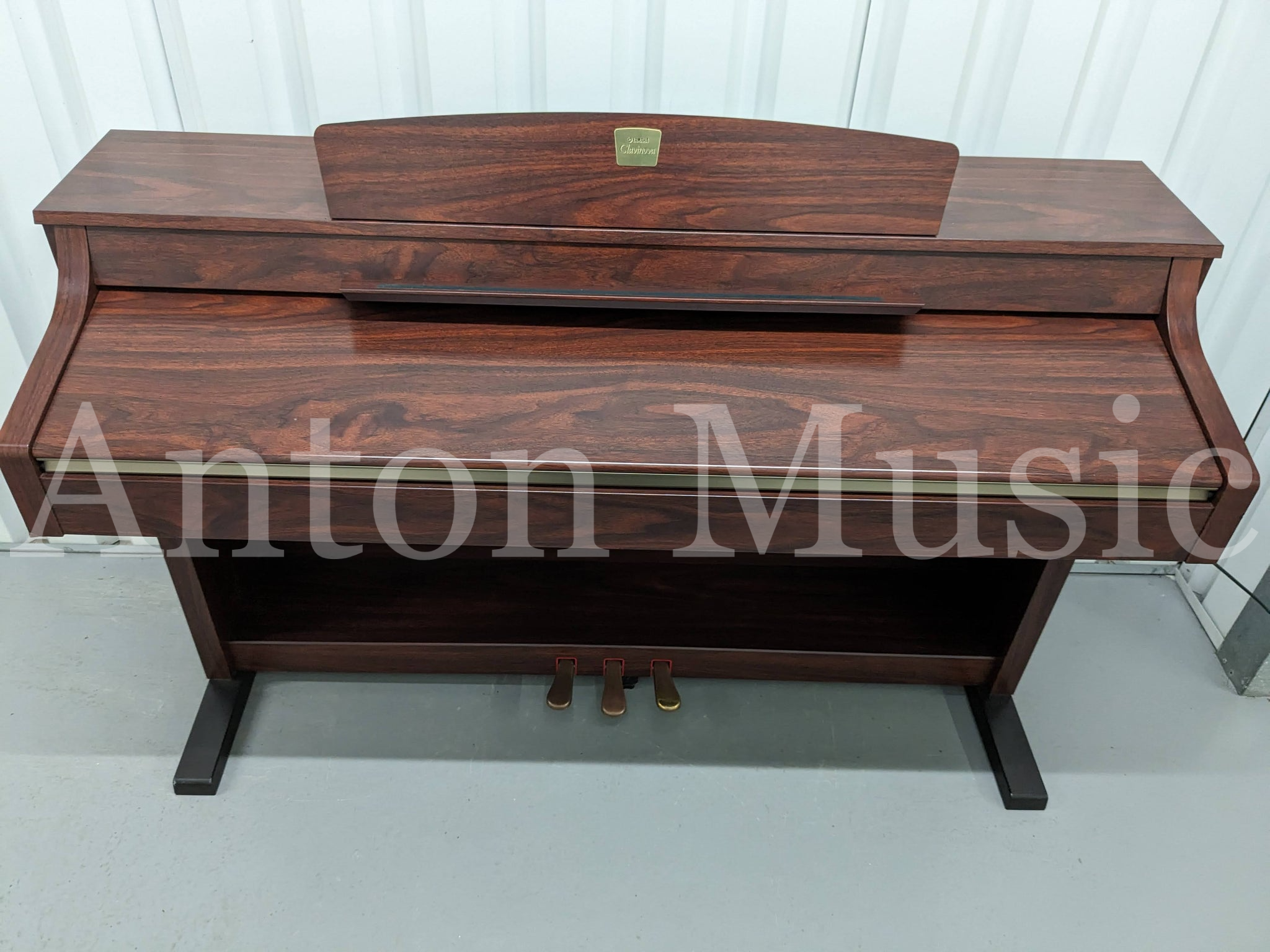 Đàn Piano Màu Gỗ Gụ Nâu Đỏ Yamaha CLP-330 - Giá 14.900.000đ
