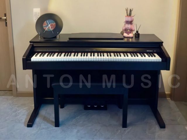Đàn Piano Roland Chính Hãng RP-30 Nên Mua Năm 2025