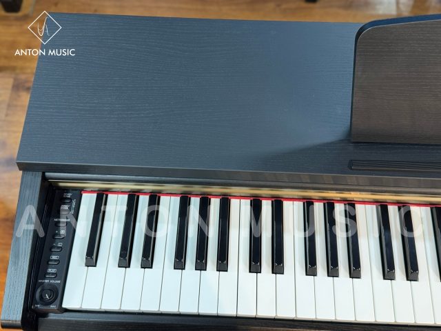 Đàn Piano Yamaha YDP-161 B Màu Đen Mun Like New Dòng ARIUS Thiết Kế Tinh Giản, Toát Lên Vẻ Thanh Lịch Dễ Vệ Sinh, Ít Bám Bụi