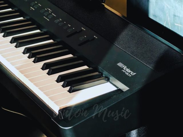 Đàn Piano Di Động Roland FP-90X Chính Hãng Giá Tốt Phù Hợp Biểu Diễn Sân Khấu