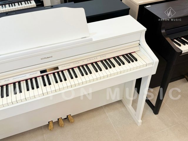 Đàn piano điện Roland HP603 WH