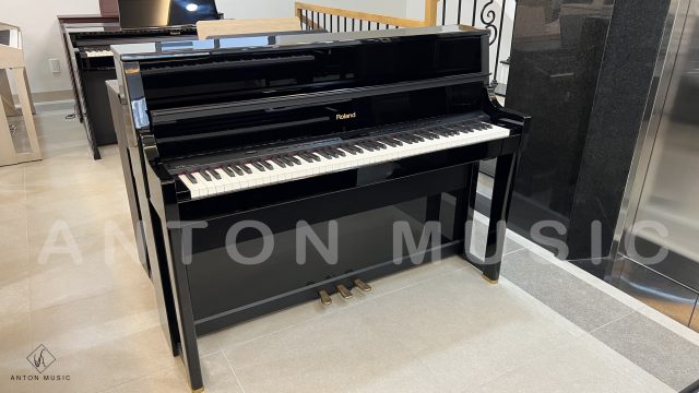 Đàn piano điện hybrid Roland LX-15E