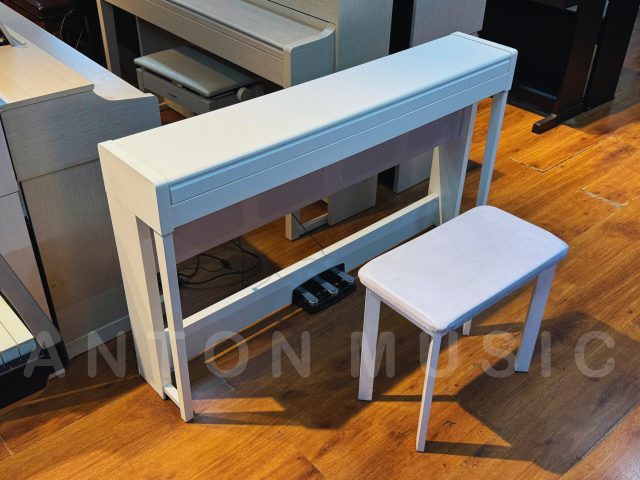 Đàn Piano Korg C1 AIR WH Màu Trắng Sáng Tinh Khôi Sản Xuất Tại Nhật