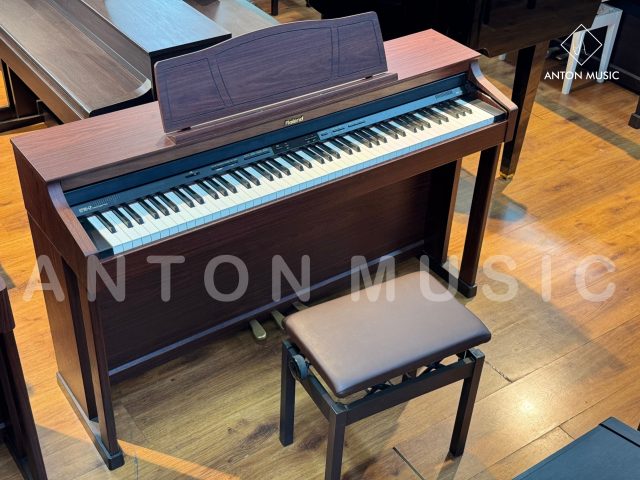 Đàn Piano Điện Roland HP305GP Phù Hợp Cho Người Học Nâng Cao Muốn Luyện Tập Với Cảm Giác Chạm Như Đàn Grand Piano