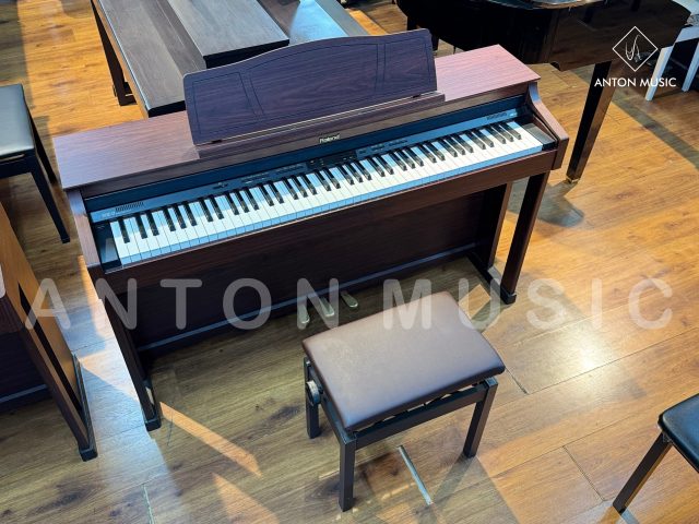 Đàn Piano Điện Roland HP305GP Phù Hợp Cho Người Học Nâng Cao Muốn Luyện Tập Với Cảm Giác Chạm Như Đàn Grand Piano