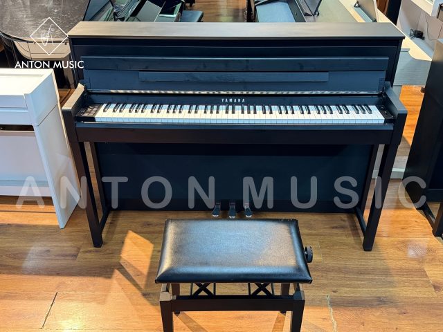 Đàn Piano Điện Yamaha CLP-585B Màu Đen Mun Clavinova Cao Cấp (500 Series)