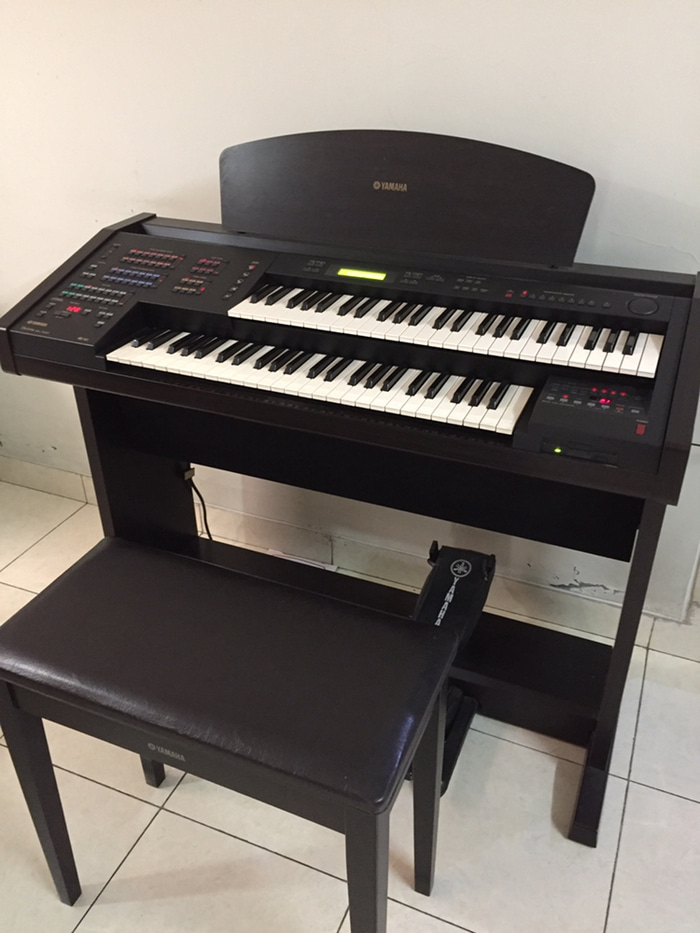 Yamaha electone store el 100