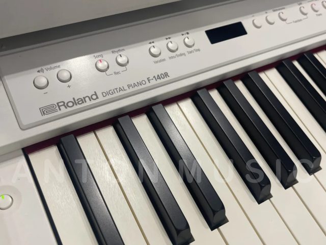 Đàn Piano Điện Roland F-140R Dành Cho Người Mới Học