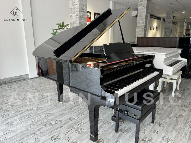 Đàn Grand Piano Yamaha G2 - Đàn Cánh Bướm Trưng Bày
