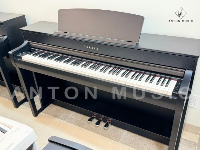 Đàn Piano Điện Yamaha CLP-745B