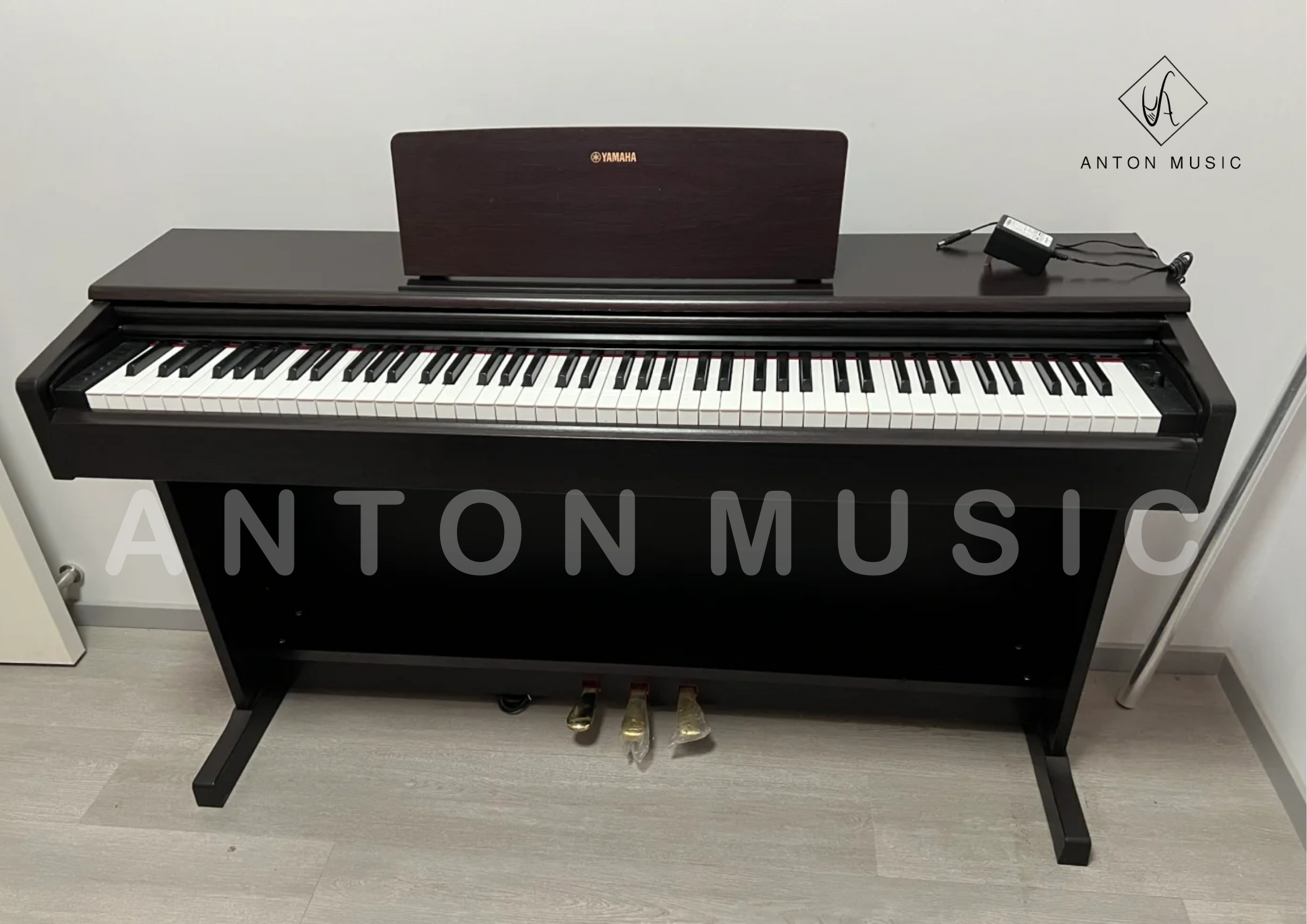 Đàn Piano Điện Giá Rẻ Cho Người Học Từ Đầu - Yamaha YDP145 R