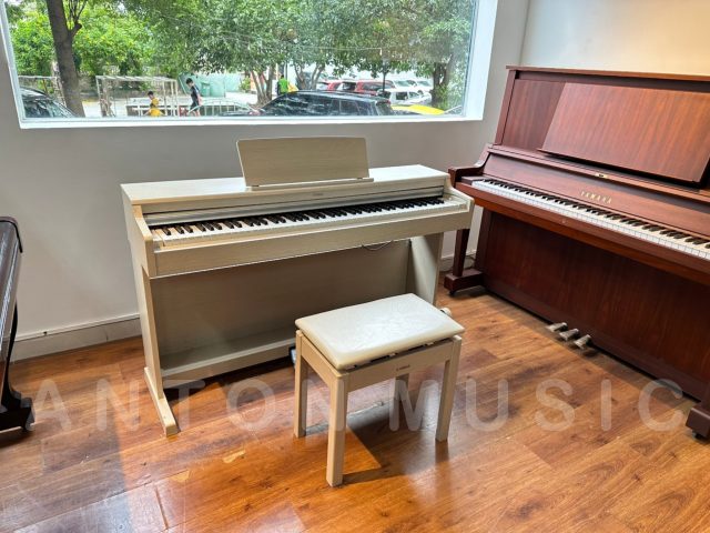 Đàn Piano Điện Yamaha YDP 165WA Màu Trắng Kem Ngà Like New Dòng ARIUS Chất Lượng Nhật Bản