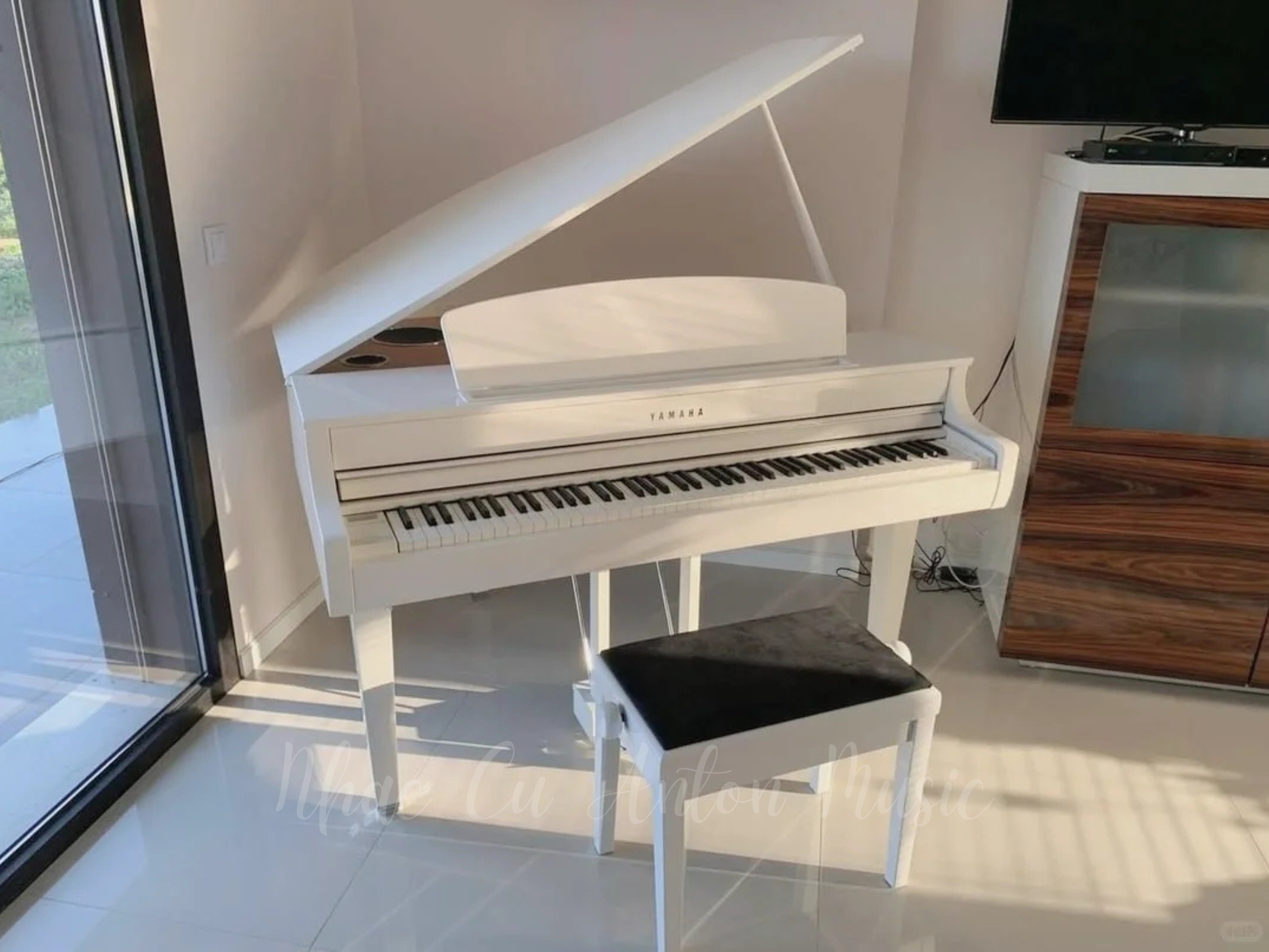 Đàn Piano Điện Dáng Grand Yamaha CLP-795GP-PW Màu Trắng Bóng Cao Cấp (700 Series)