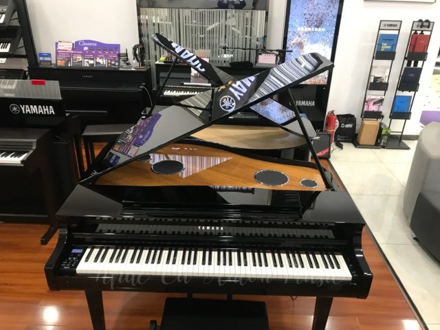 Đàn Piano Grand Điện Yamaha CLP-795GP Flagship Vẻ Đẹp Grand Piano Trong Hình Dáng Tinh Giản
