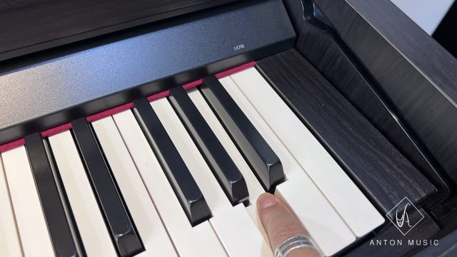 Đàn piano Roland LX 705