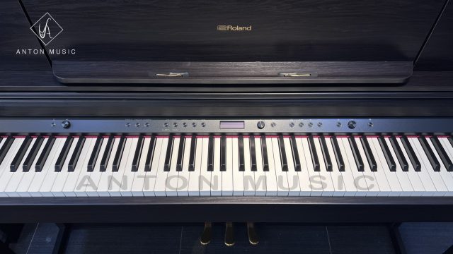 Đàn piano Roland LX 705