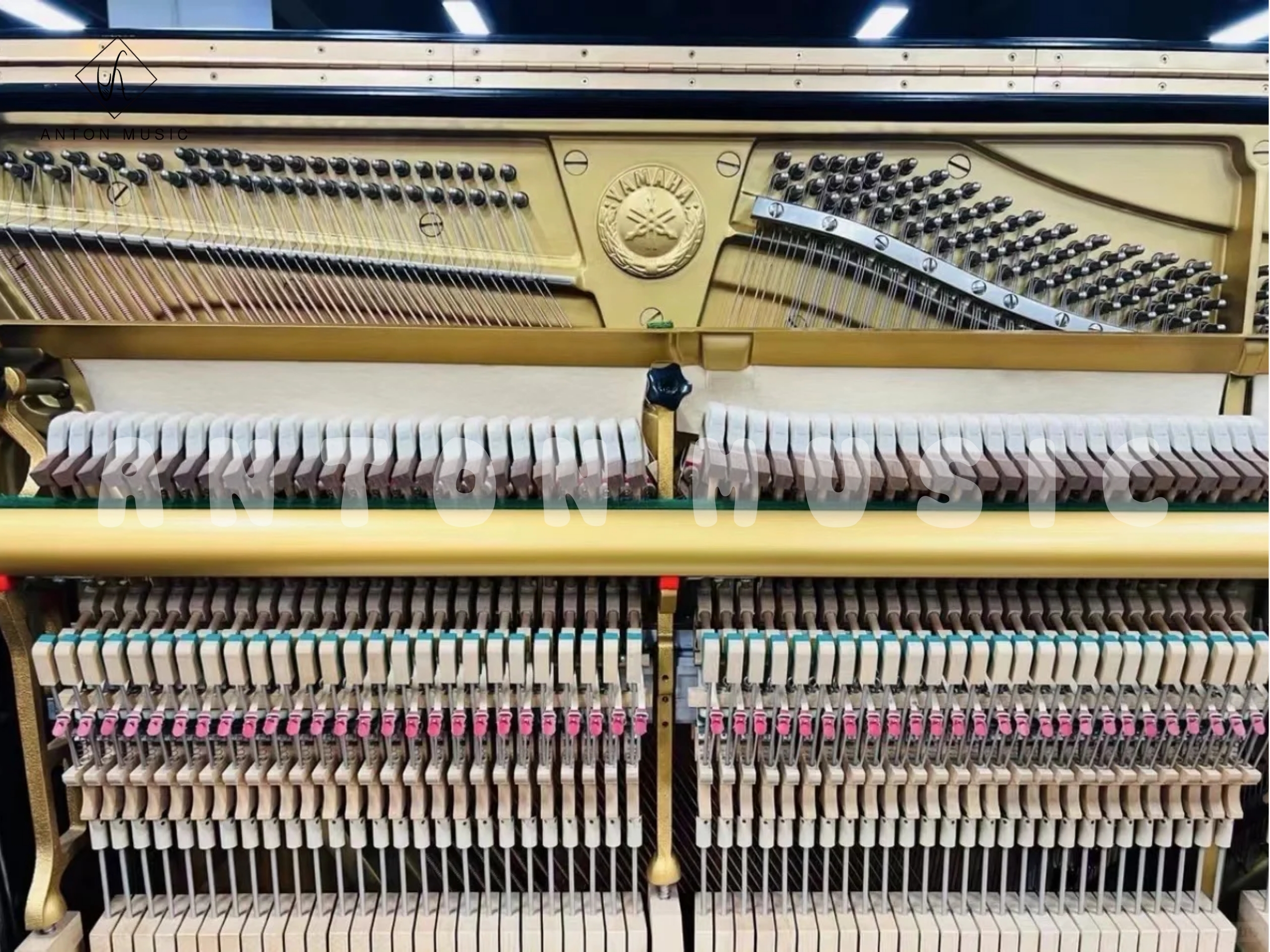 Đàn Piano Cơ Yamaha YUX Upright