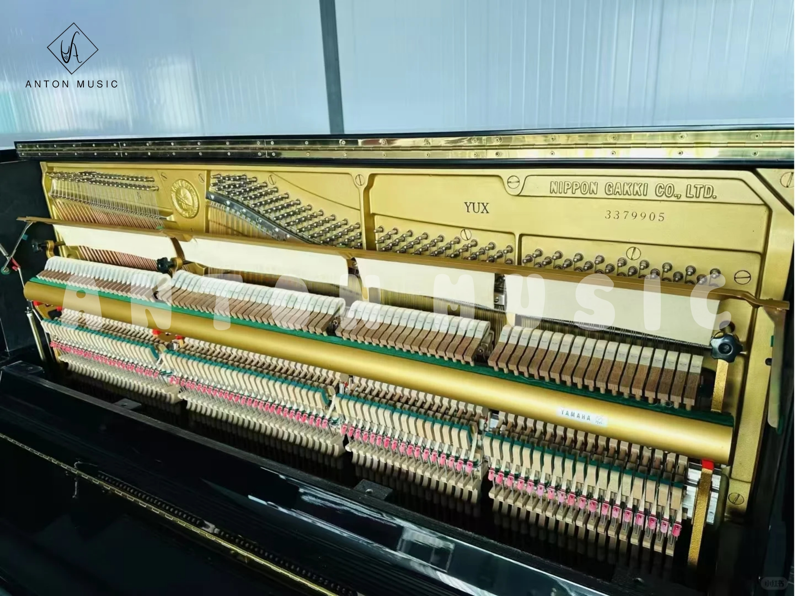 Đàn Piano Cơ Yamaha YUX Upright