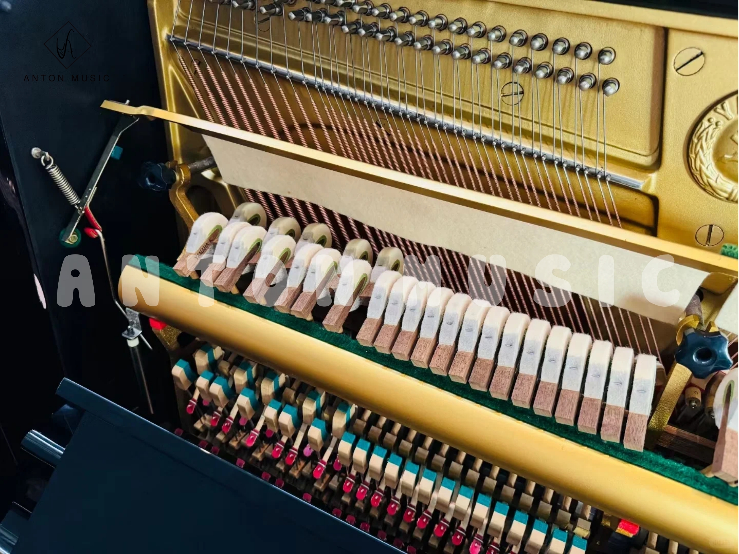 Đàn Piano Cơ Yamaha YUX Upright