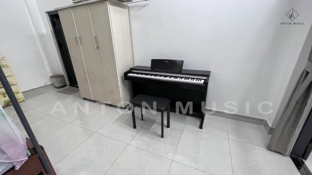 Đàn Piano Yamaha YDP-142 B Màu Đen Mun ARIUS Like New Dễ Vệ Sinh, Ít Bám Bụi Bền Đẹp Cùng Thời Gian