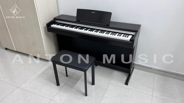 Đàn Piano Yamaha YDP-142 B Màu Đen Mun ARIUS Like New Dễ Vệ Sinh, Ít Bám Bụi Bền Đẹp Cùng Thời Gian