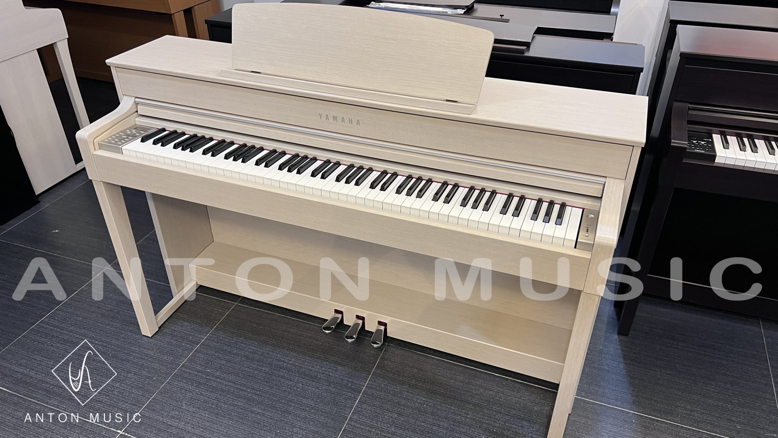 Yamaha CLP-545 WA Used White Ash (Trắng Kem) Clavinova - Digital