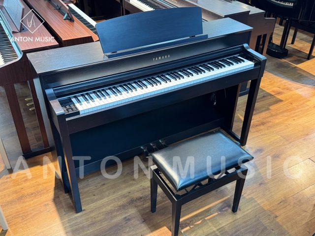Đàn Piano Điện Yamaha CLP 575R Màu Nâu Đen Like New Dòng Clavinova (500 Series)