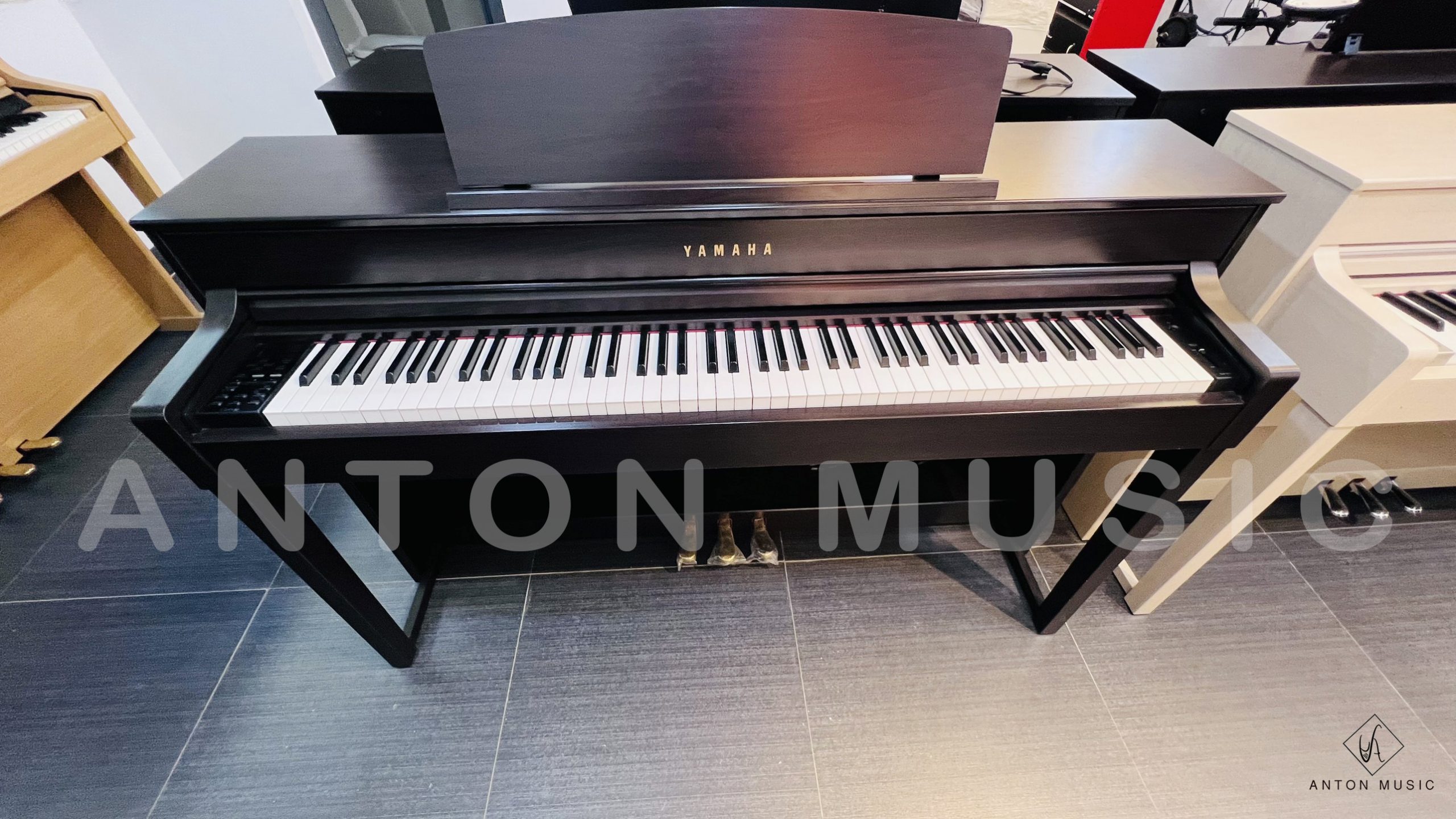 Đàn Piano Yamaha CLP 575 Clavinova Anton Music Giá Tốt