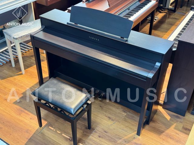 Đàn Piano Điện Yamaha CLP 575R Màu Nâu Đen Like New Dòng Clavinova (500 Series)