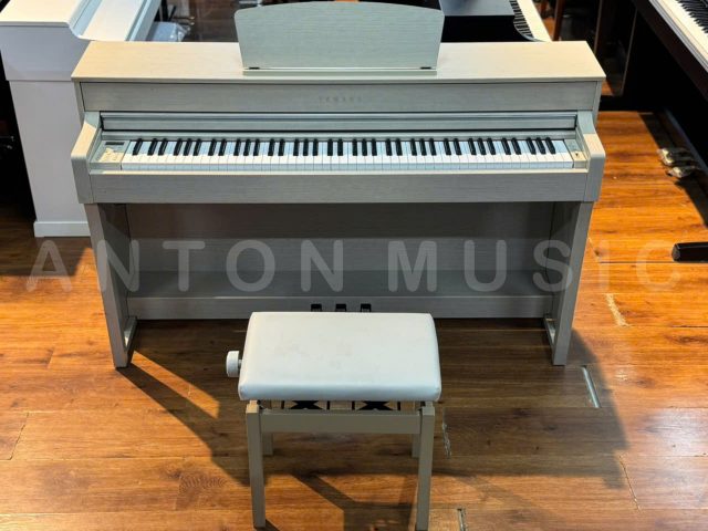 Đàn Piano Điện Yamaha CLP-635WA Màu Trắng Kem Ngà Dòng Clavinova (CLP-600 Series) Like New