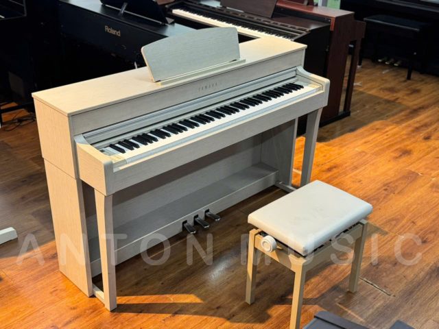 Đàn Piano Yamaha CLP-635 Dòng Clavinova Kiểu Dáng Upright Chắc Chắn
