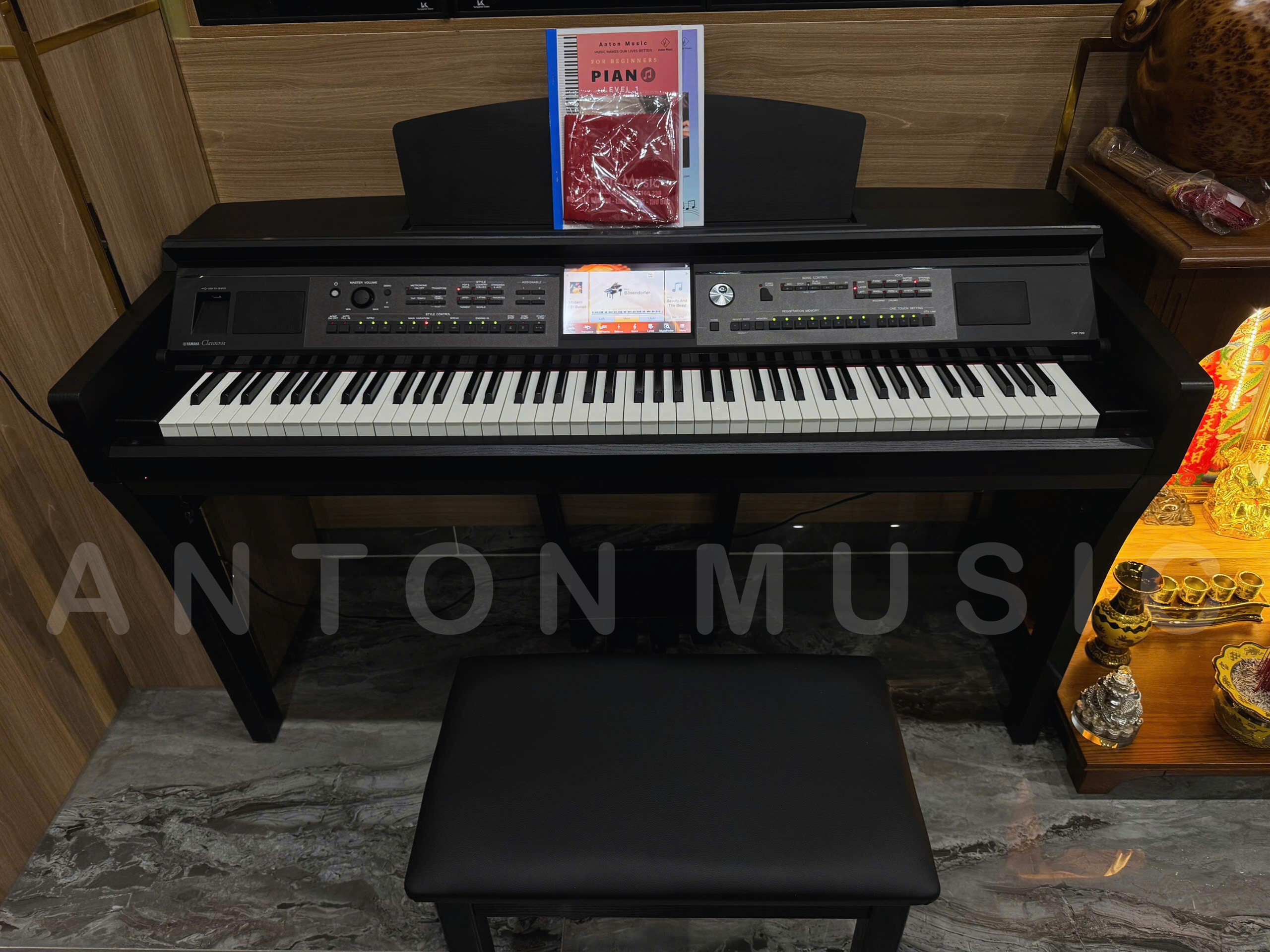 CVP709 Clavinova (3)