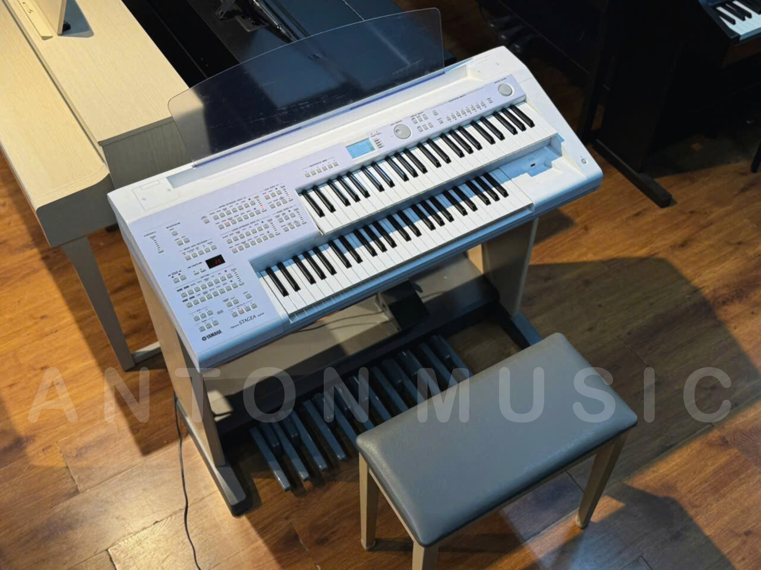 Đàn Nhà Thờ 2 Tầng Electone Yamaha ELB-02 Dòng STAGE Đệm Hát Thánh Ca Phụng Vụ