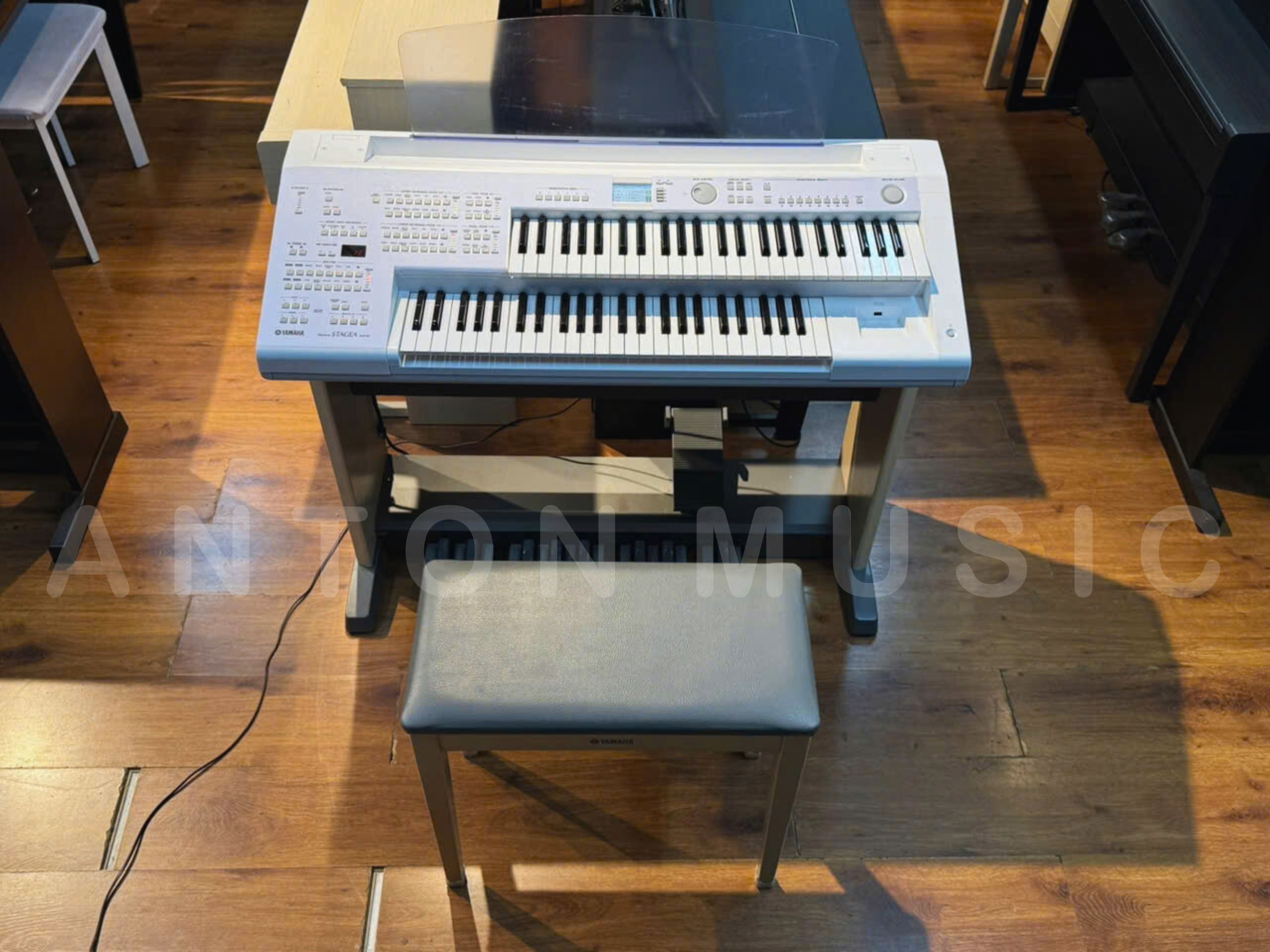 Đàn Nhà Thờ 2 Tầng Electone Yamaha ELB-02 Dòng STAGE Đệm Hát Thánh Ca Phụng Vụ