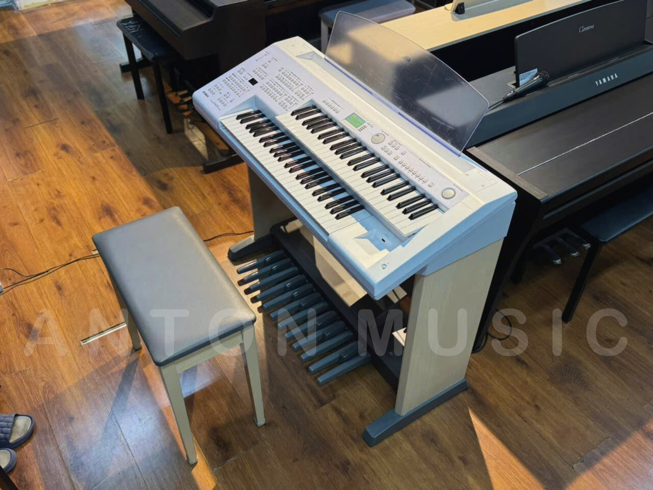 Đàn Nhà Thờ 2 Tầng Electone Yamaha ELB-02 Dòng STAGE Đệm Hát Thánh Ca Phụng Vụ